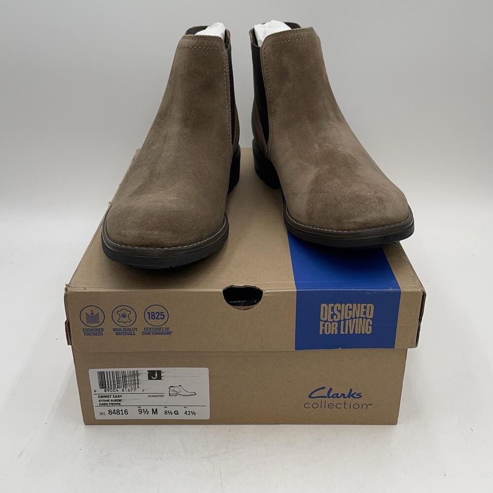 Clarks Emmet Easy Chelsea Boots Mens Beige Suede Ankle Casual Pull On Size 9.5
